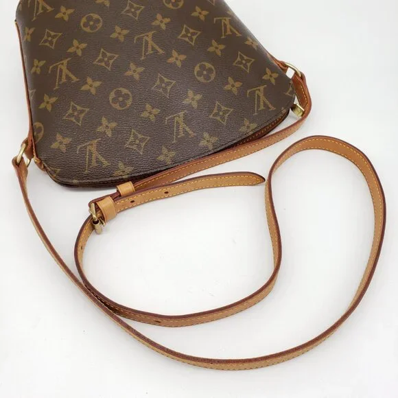 Authentic Louis Vuitton Drouot Monogram Crossbody Bag LC355-081924